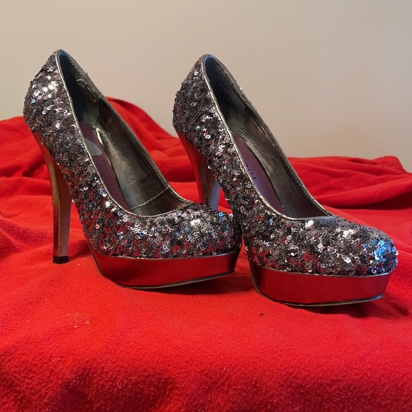 Madden Girl sequenced stilettos sz 6 - Picture 8 of 10